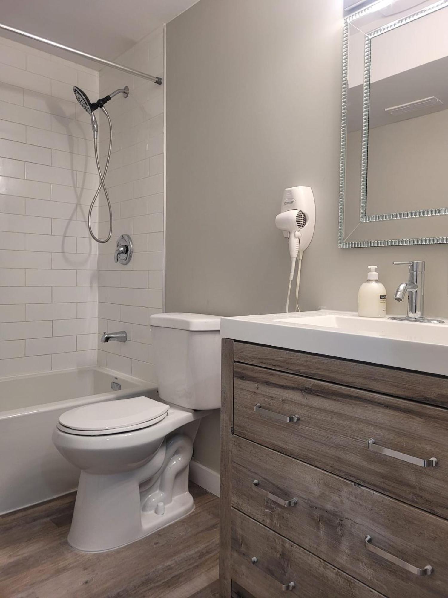 Boardwalk Homes - Executive Townhomes Kitchener Zewnętrze zdjęcie