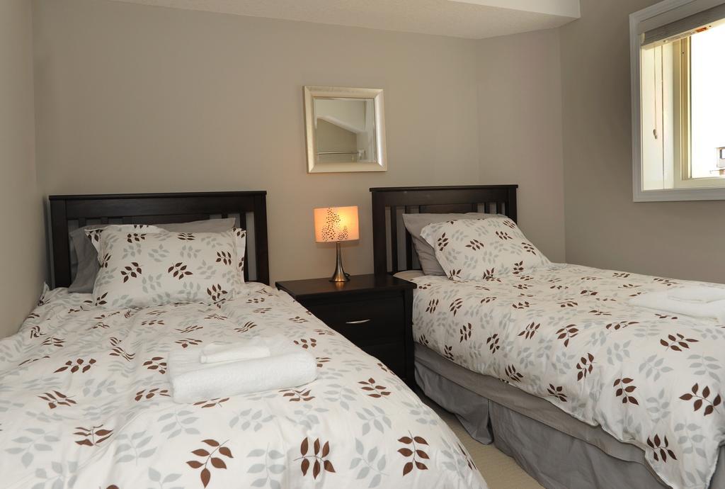 Boardwalk Homes - Executive Townhomes Kitchener Zewnętrze zdjęcie